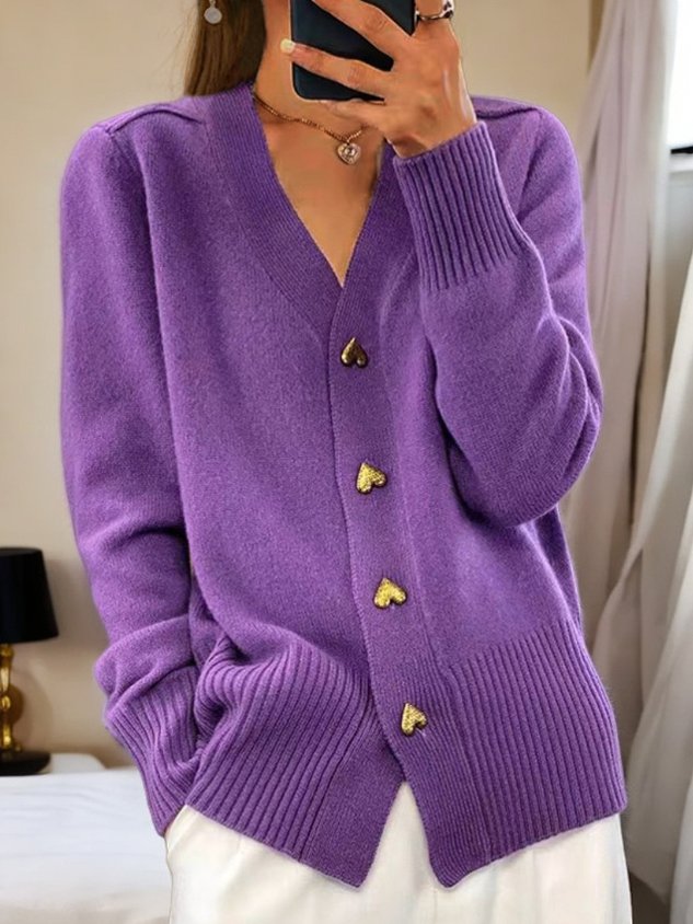 Cora - Cardigan with heart buttons